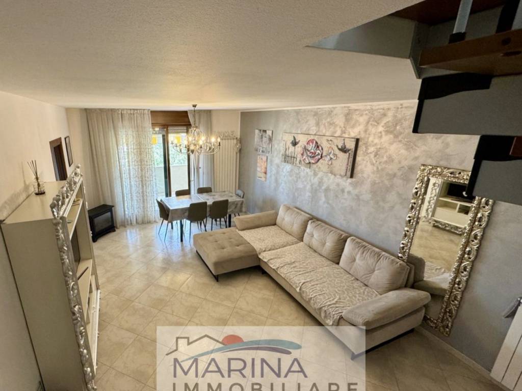 appartamento in vendita a Chioggia in zona Sottomarina