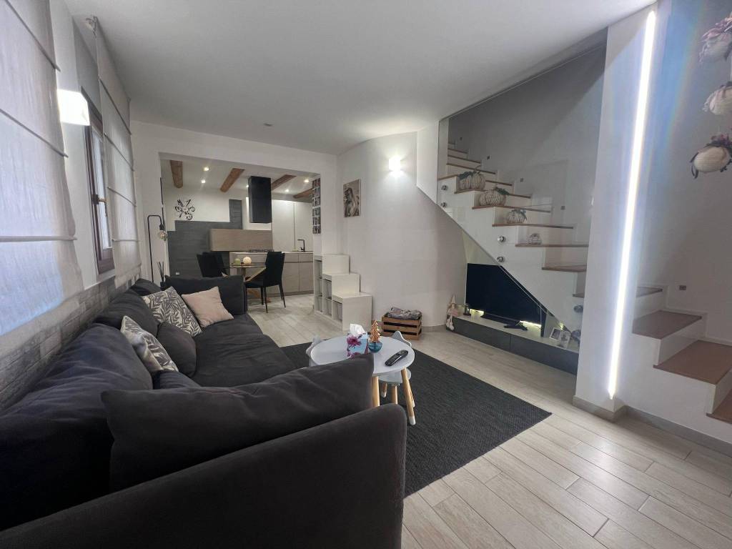 casa indipendente in vendita a Chioggia in zona Sottomarina