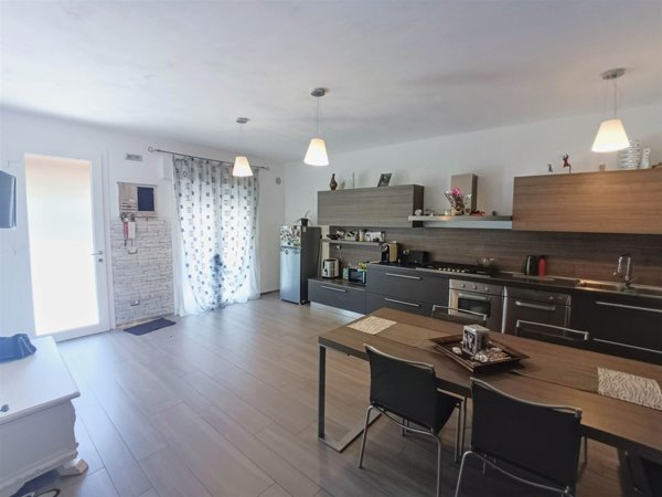 casa indipendente in vendita a Chioggia in zona Cà Lino