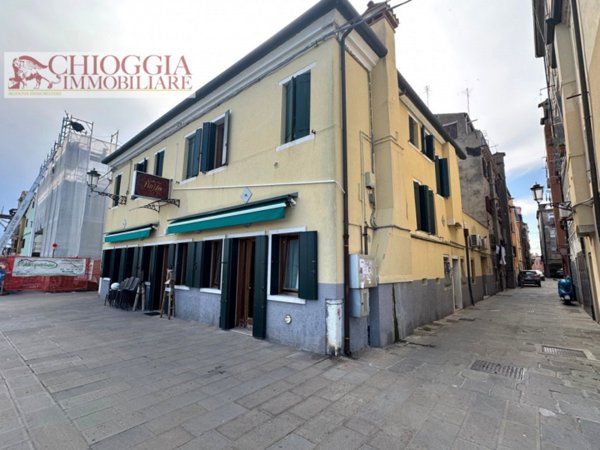 negozio in vendita a Chioggia in zona Sottomarina