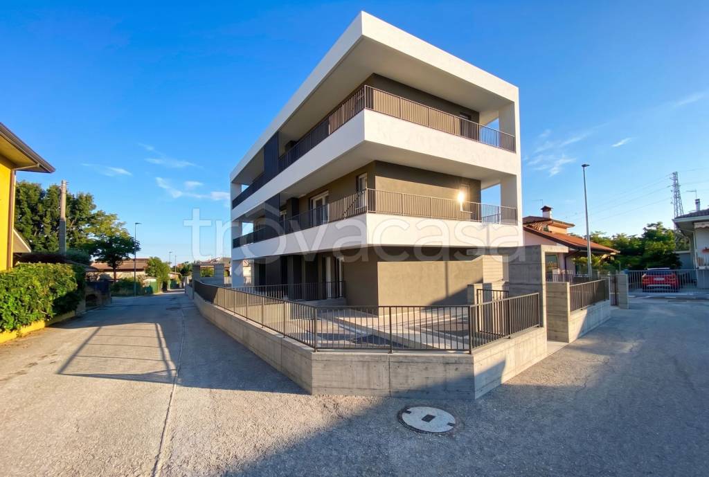 appartamento in vendita a Chioggia in zona Sottomarina