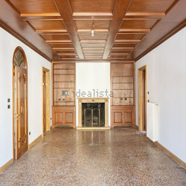 casa indipendente in vendita a Chioggia