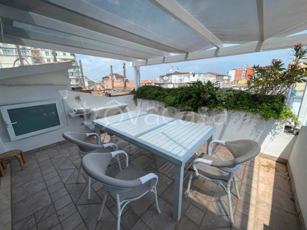 appartamento in vendita a Chioggia in zona Sottomarina