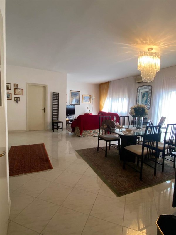 appartamento in vendita a Chioggia in zona Sottomarina
