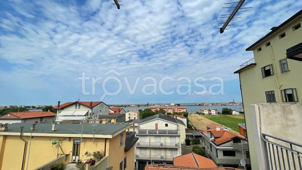 appartamento in vendita a Chioggia in zona Sottomarina