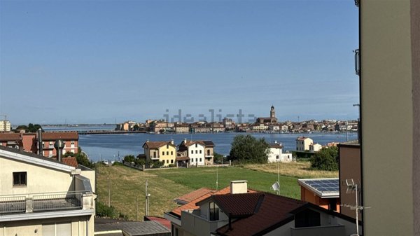 appartamento in vendita a Chioggia in zona Sottomarina