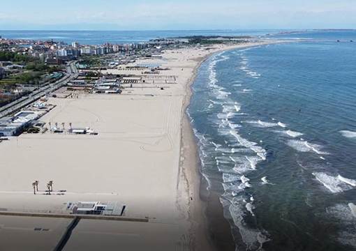 negozio in vendita a Chioggia in zona Sottomarina