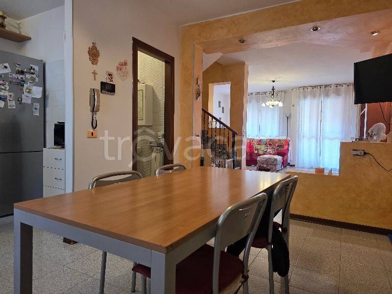 casa indipendente in vendita a Chioggia in zona Sottomarina