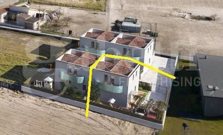 casa indipendente in vendita a Chioggia in zona Sottomarina