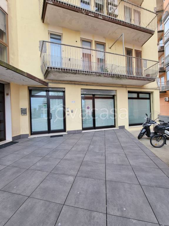 negozio in vendita a Chioggia in zona Sottomarina