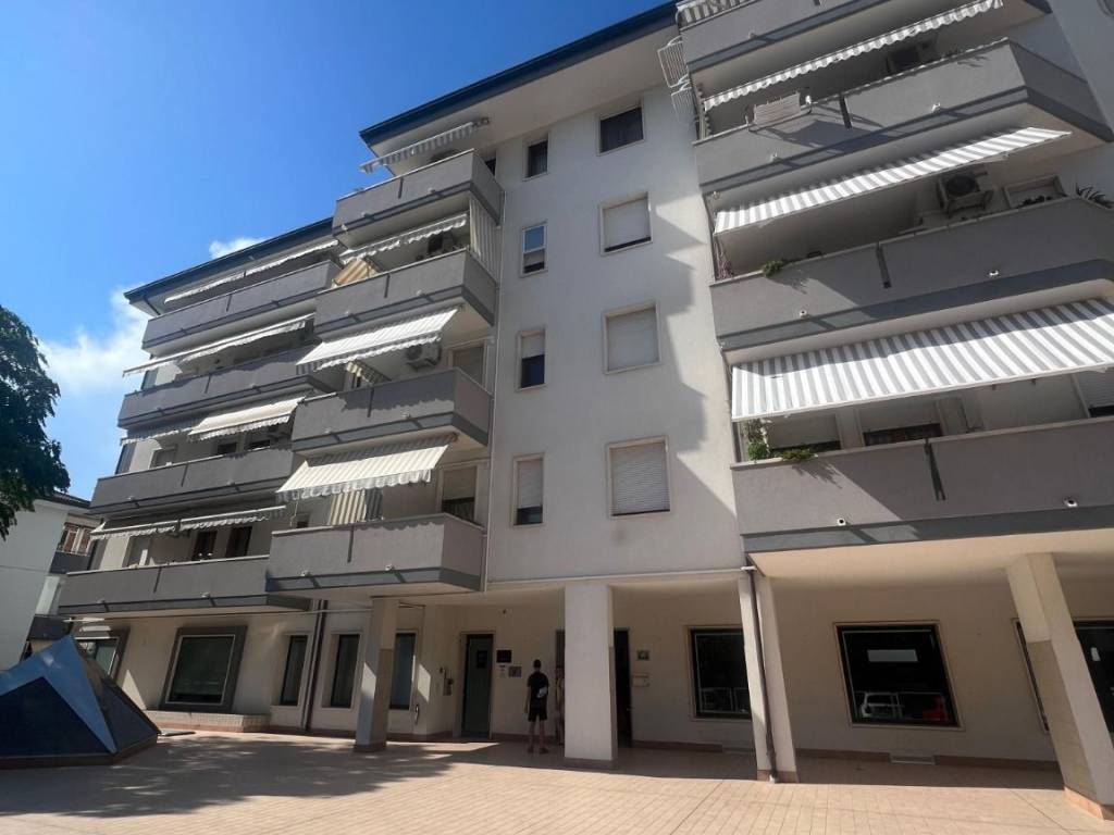 appartamento in vendita a Chioggia in zona Sottomarina