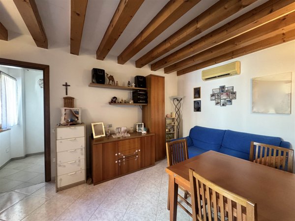 appartamento in vendita a Chioggia in zona Sottomarina
