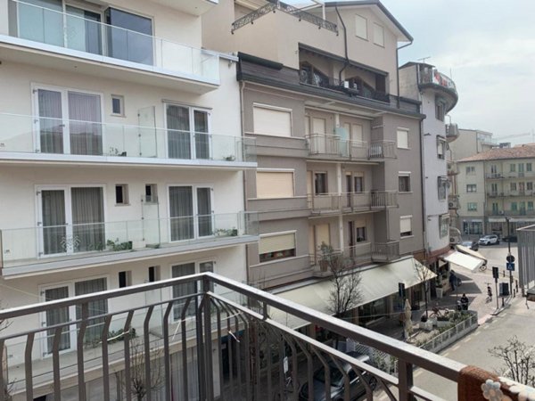 appartamento in vendita a Chioggia in zona Sottomarina