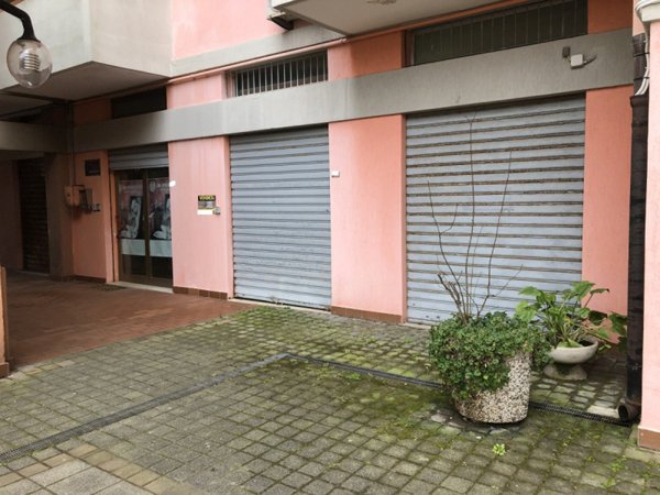 locale di sgombero in vendita a Chioggia in zona Sottomarina