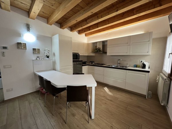 casa indipendente in vendita a Chioggia