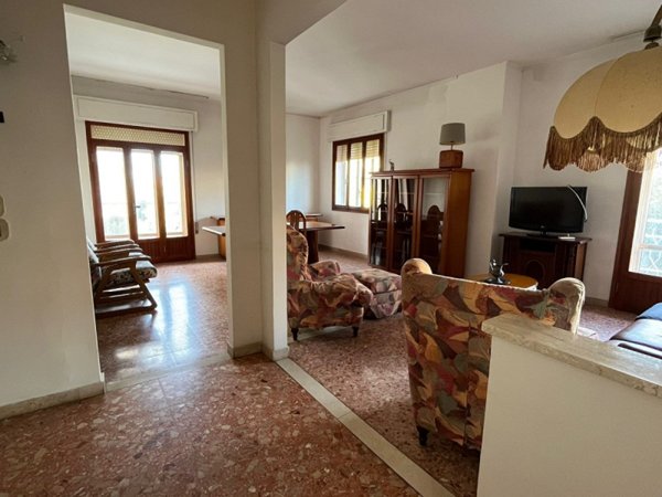 appartamento in vendita a Chioggia in zona Sottomarina
