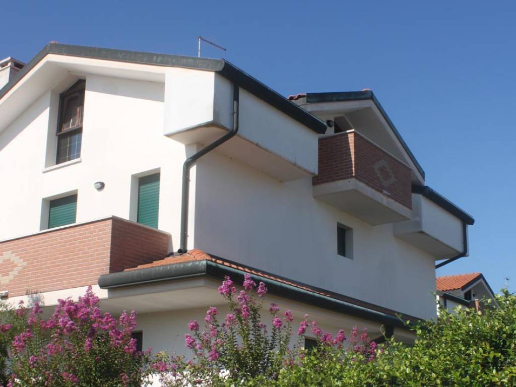 casa indipendente in vendita a Chioggia in zona Brondolo