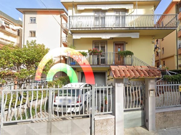 casa indipendente in vendita a Chioggia in zona Sottomarina