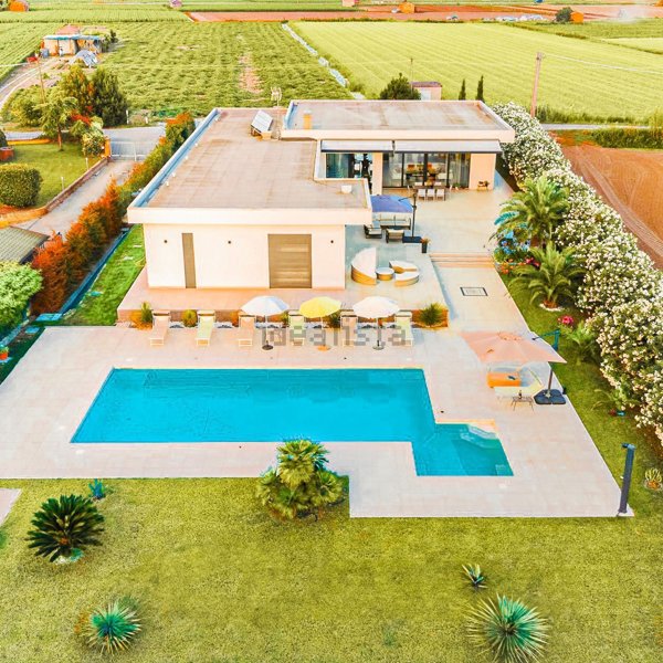 casa indipendente in vendita a Chioggia