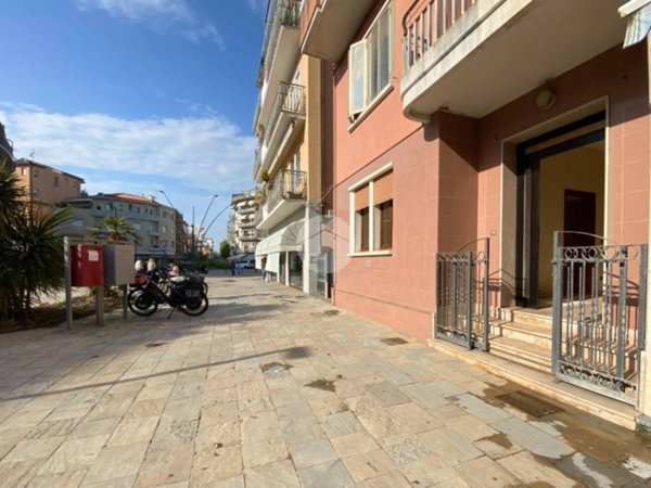 appartamento in vendita a Chioggia in zona Sottomarina