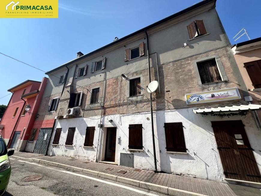 appartamento in vendita a Chioggia in zona Cavanella d'Adige