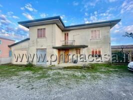 casa indipendente in vendita a Chioggia in zona Cà Lino