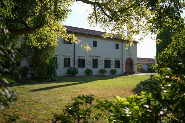 casale in vendita a Chioggia in zona Ca' Pasqua