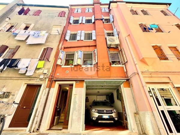 casa indipendente in vendita a Chioggia
