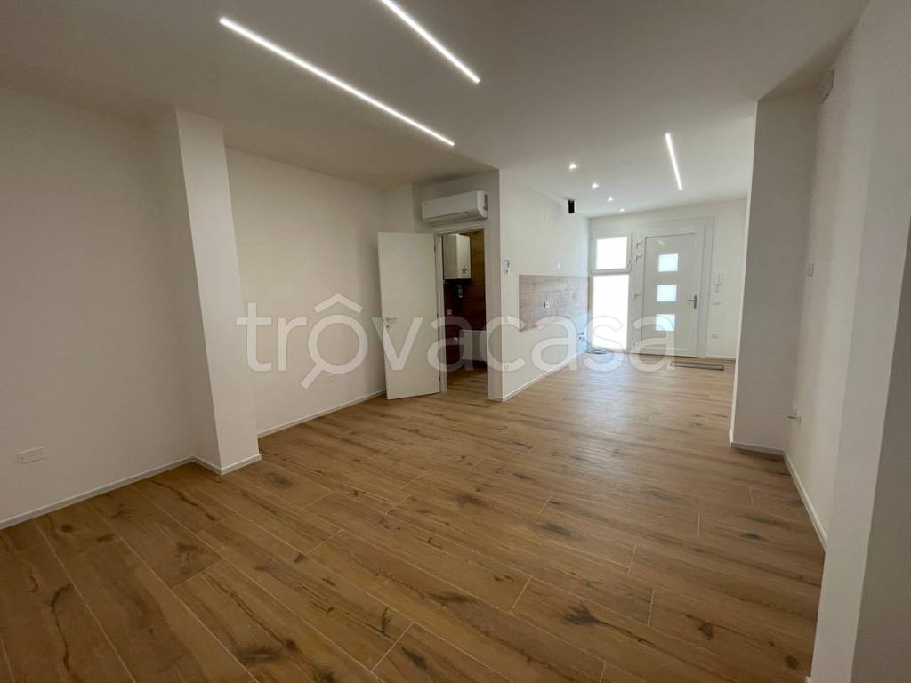 appartamento in vendita a Chioggia in zona Sottomarina