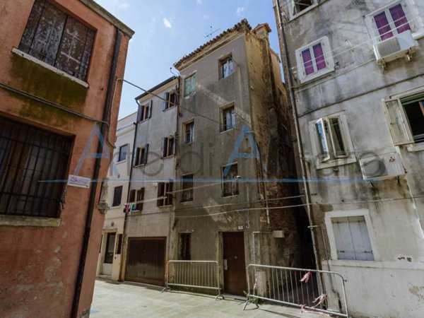 casa indipendente in vendita a Chioggia