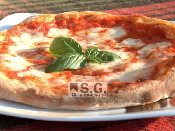 negozio in vendita a Chioggia in zona Sottomarina