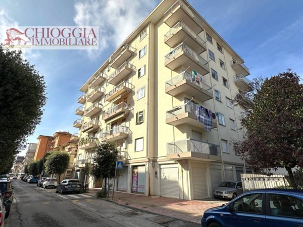 appartamento in vendita a Chioggia in zona Sottomarina