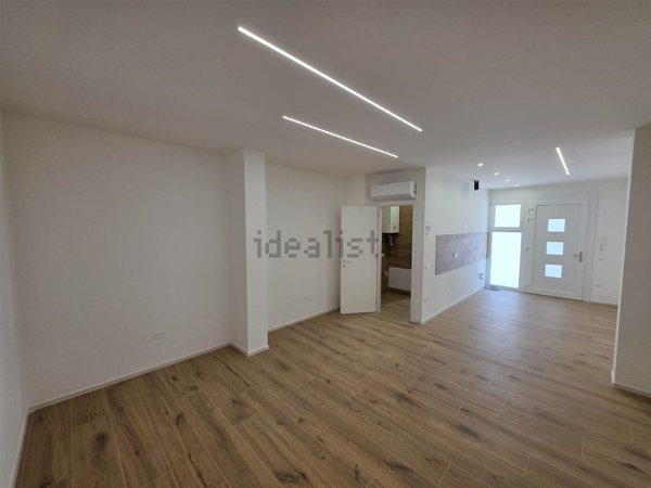 appartamento in vendita a Chioggia in zona Sottomarina