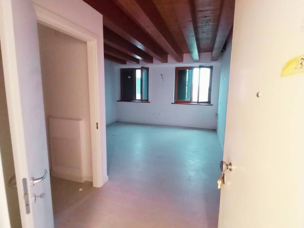 appartamento in vendita a Chioggia in zona Sottomarina