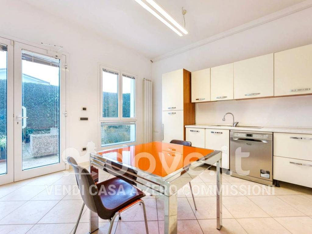 casa indipendente in vendita a Chioggia in zona Valli