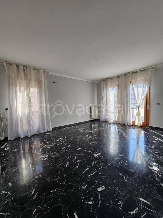 appartamento in vendita a Chioggia in zona Sottomarina