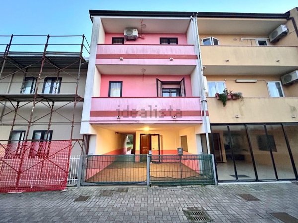 quadrivano in vendita a Chioggia in zona Sant'Anna di Chioggia