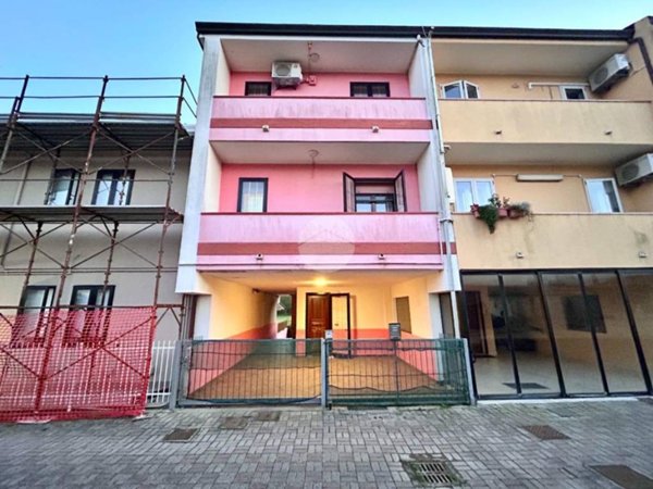 quadrivano in vendita a Chioggia in zona Sant'Anna di Chioggia