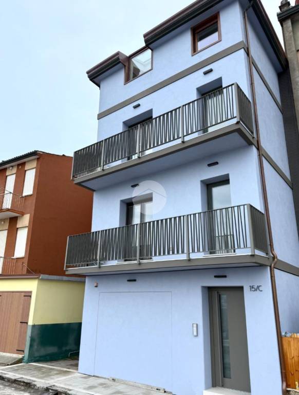 appartamento in vendita a Chioggia in zona Sottomarina