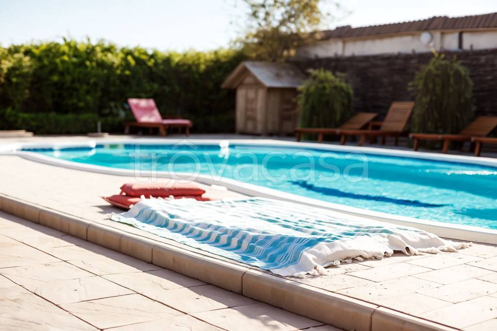 negozio in vendita a Chioggia in zona Valli