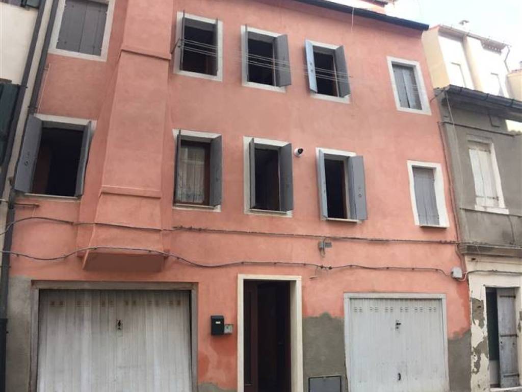 casa indipendente in vendita a Chioggia