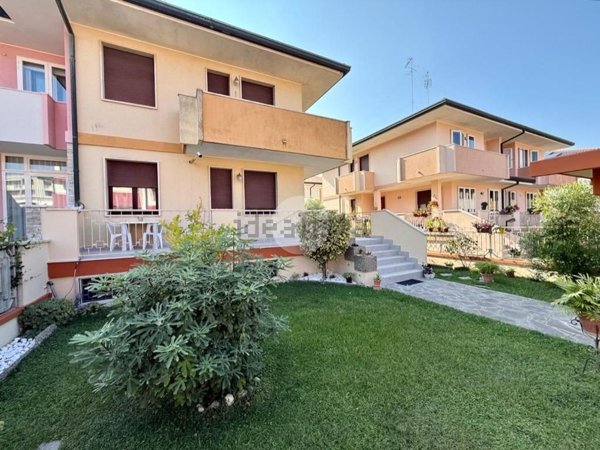 appartamento in vendita a Chioggia in zona Sottomarina
