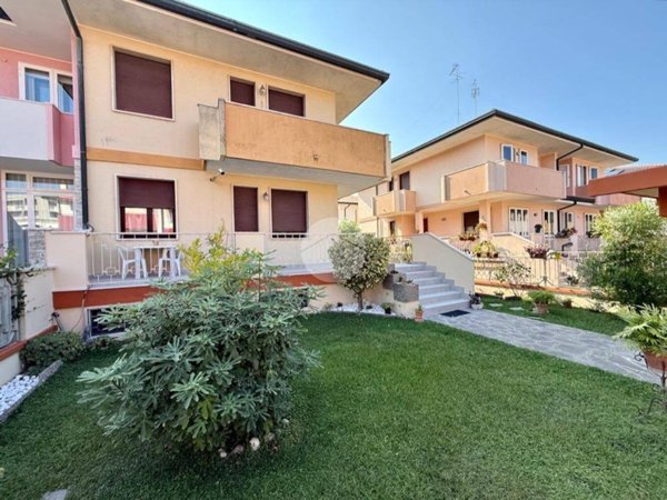 appartamento in vendita a Chioggia in zona Sottomarina