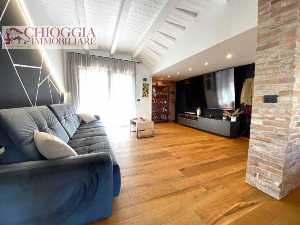 appartamento in vendita a Chioggia in zona Borgo San Giovanni