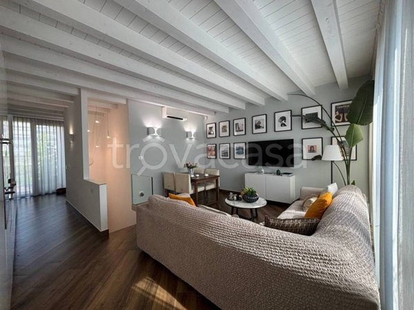 casa indipendente in vendita a Chioggia in zona Sottomarina