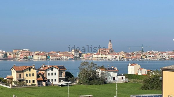 appartamento in vendita a Chioggia in zona Sottomarina