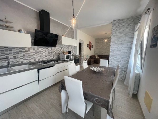 appartamento in vendita a Chioggia in zona Sottomarina