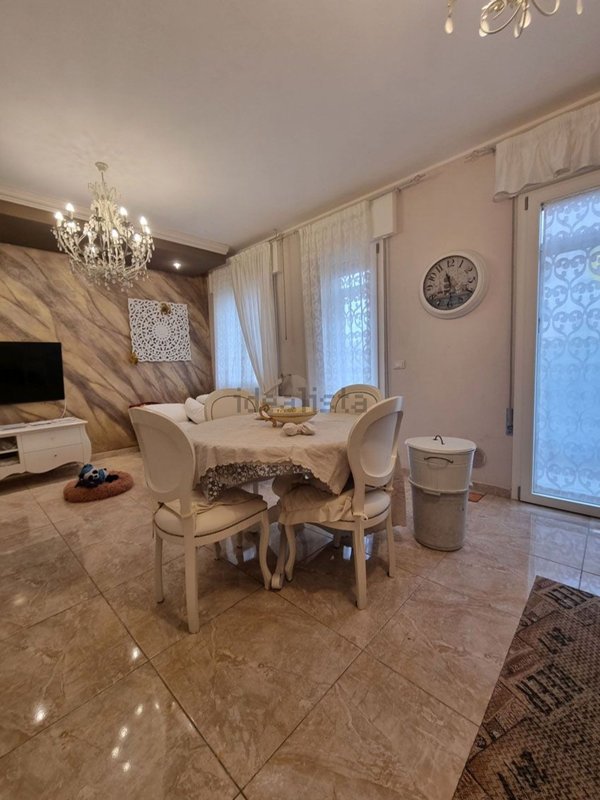 appartamento in vendita a Chioggia in zona Sottomarina