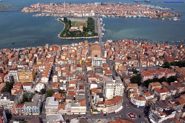 appartamento in vendita a Chioggia in zona Sottomarina