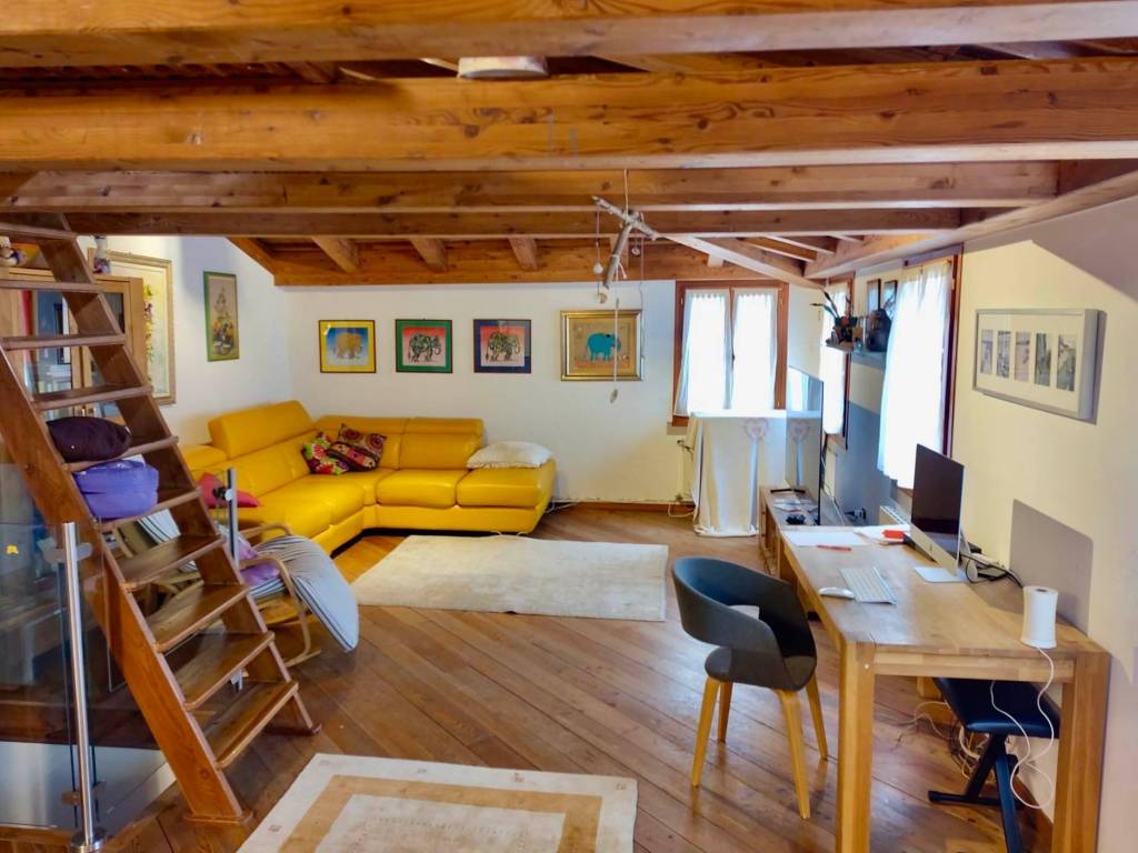 casa indipendente in vendita a Chioggia